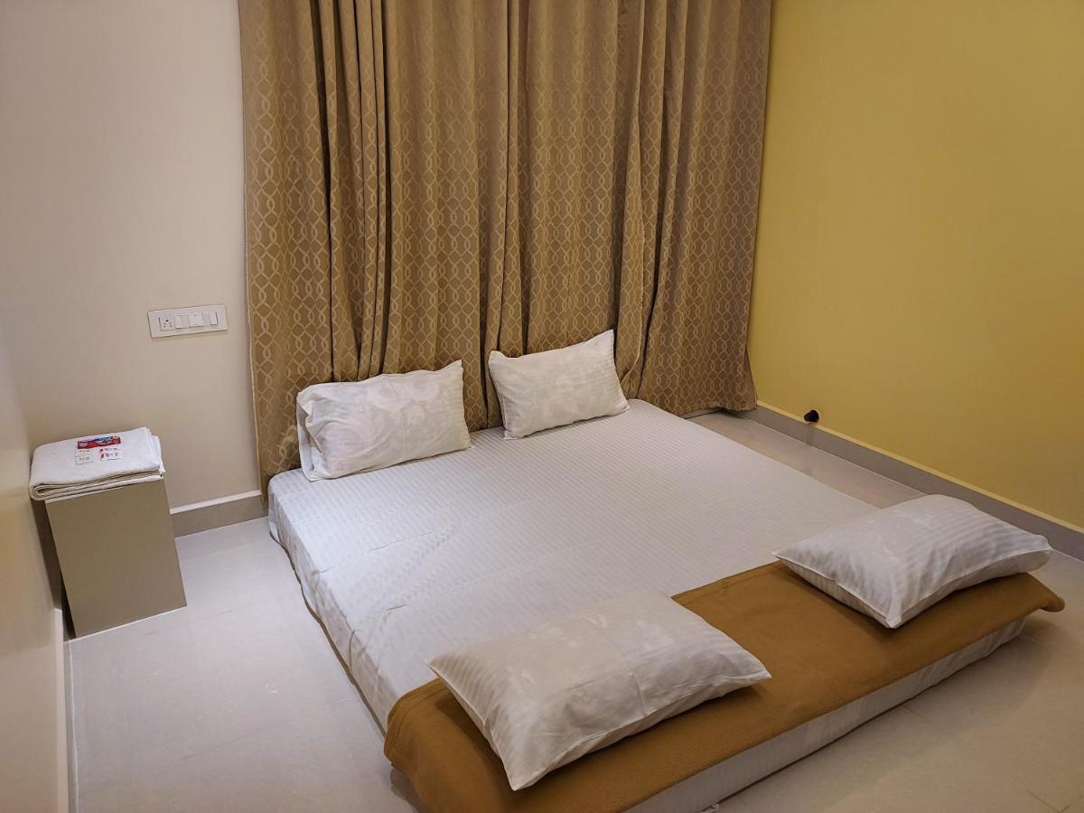 Srirangam Service Apartment Tiruchirappalli Exterior photo